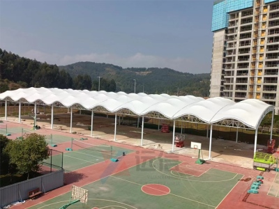 曲靖麒麟一中籃球場網(wǎng)球場膜結(jié)構(gòu)